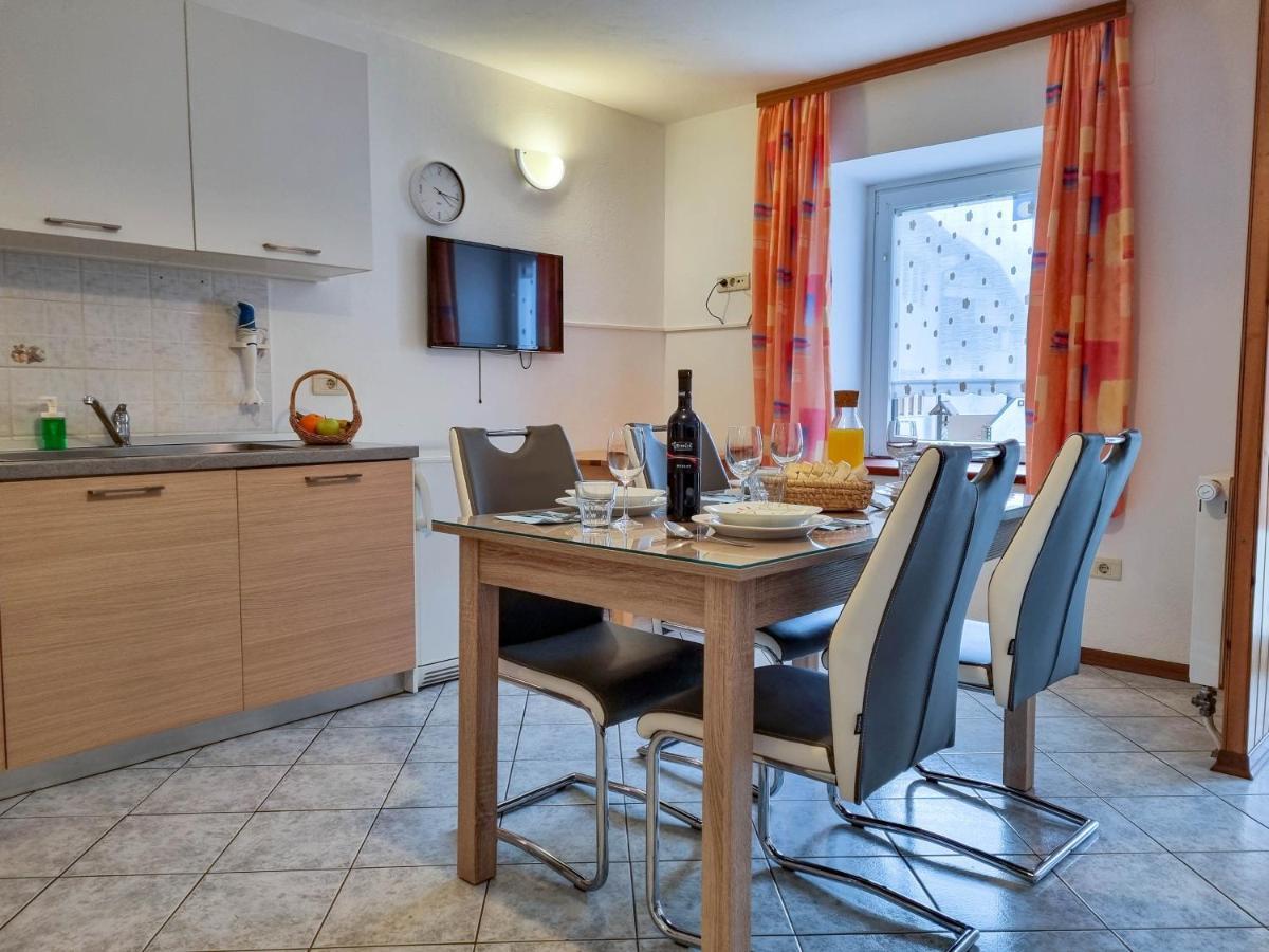Apartmaji Jakob 1 보베츠 외부 사진